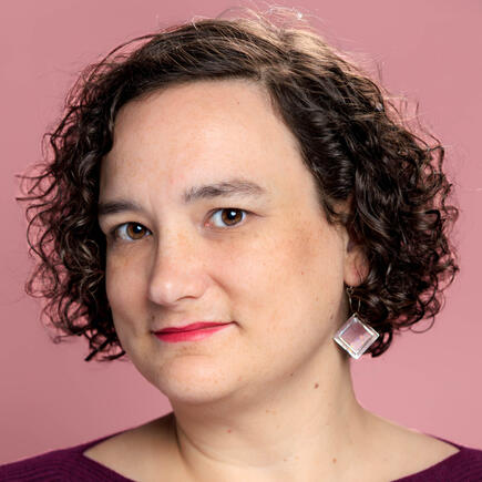 Headshot by Full Circle Studio Headshot by Full Circle Studio